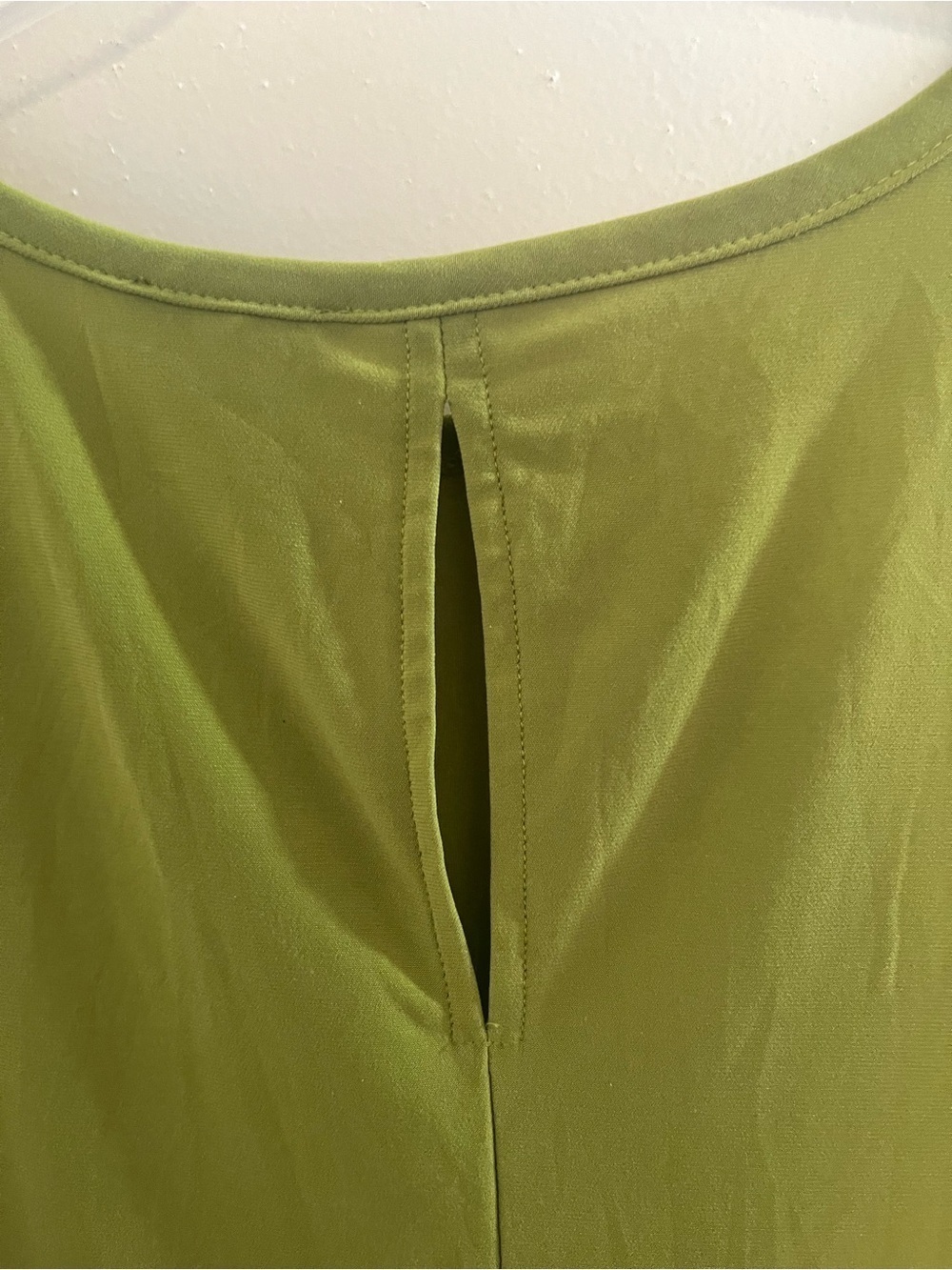 Vince Camuto Olive Scoop Neck Sleeveless Tank - Picture 3 of 6